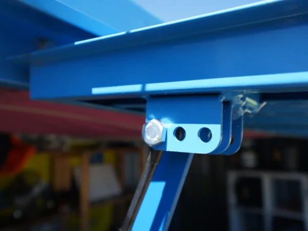 Contenedor Barra Desmontable 4×2 metros XL Azul RAL 5015 - Imagen 4